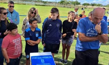 Fútbol infantil del Sport Club nombró a su cancha Ignacio Rosales